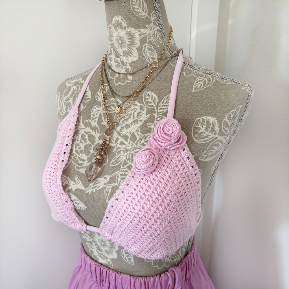 Shade & Shore Womens Pink Crochet Rosette Halter Bikini Top Size Medium